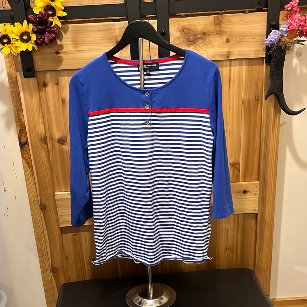 Jones New York Blue and White Striped 3/4 Sleeve Top
